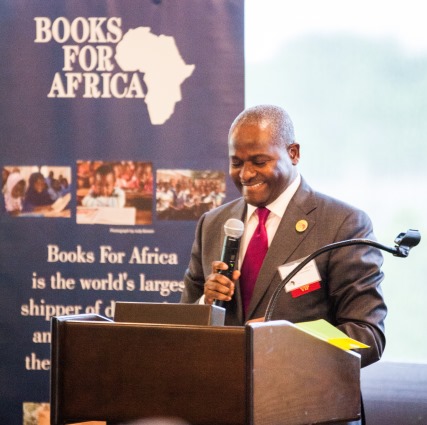Ambassador Santos addresses the gathered crowd